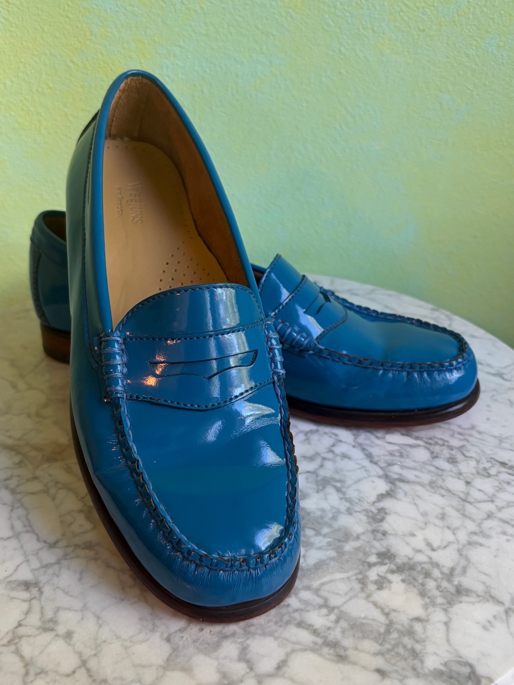 Cerulean Blue Patent Leather Bass Weejuns Penny Loafers, Size 8M - Picture 10 of 10